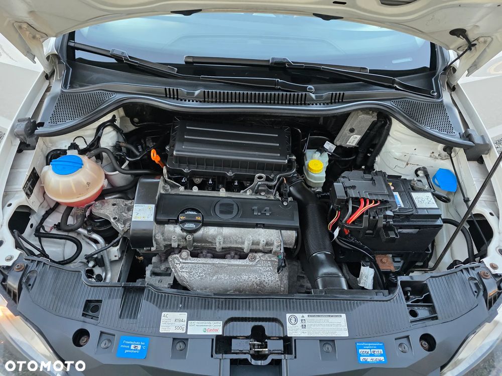 Seat Ibiza 1.4 16V Style - 38