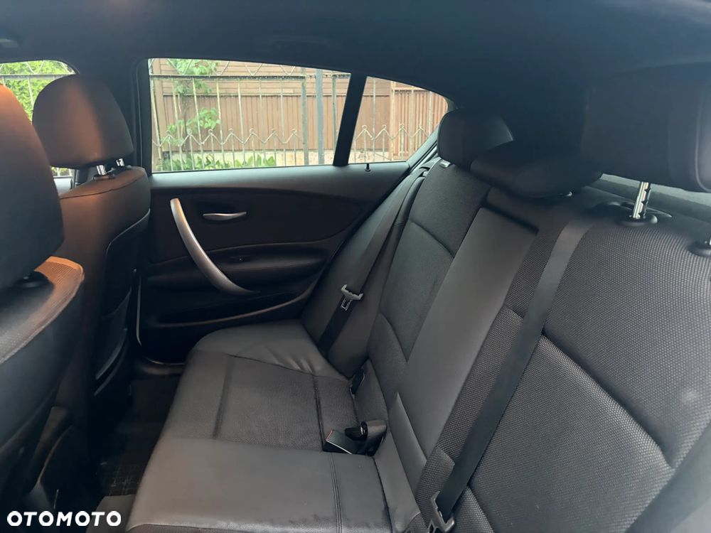BMW Seria 1 - 17