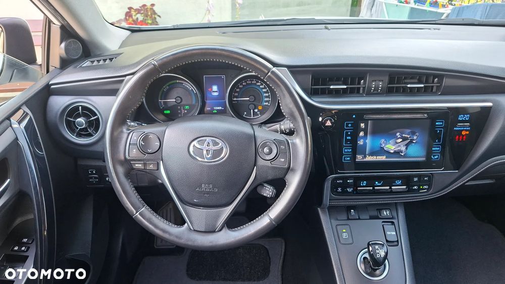 Toyota Auris - 30