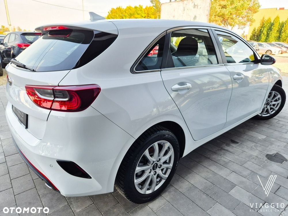 Kia Ceed - 4