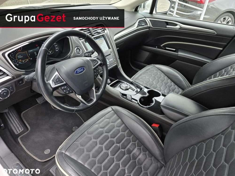 Ford Mondeo - 10