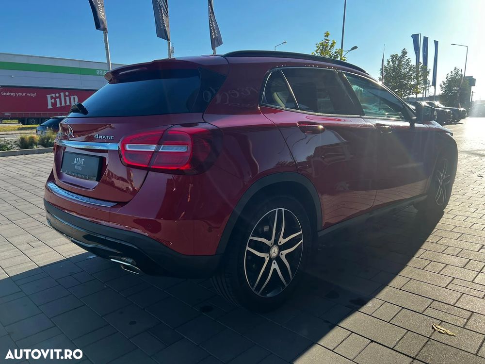 Mercedes-Benz GLA 220 d 4MATIC Aut. - 25
