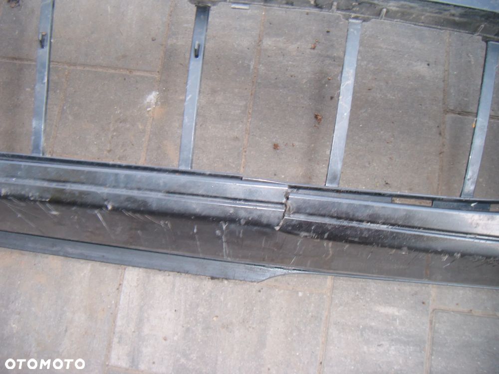 audi a3 8p 03r  zderzak przód LZ9W - 4