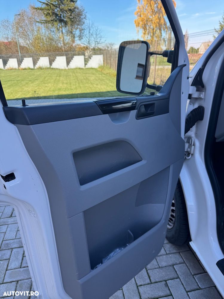 Volkswagen Transporter - 9