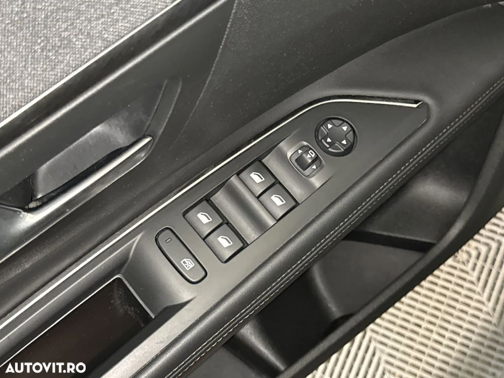 Peugeot 5008 - 16