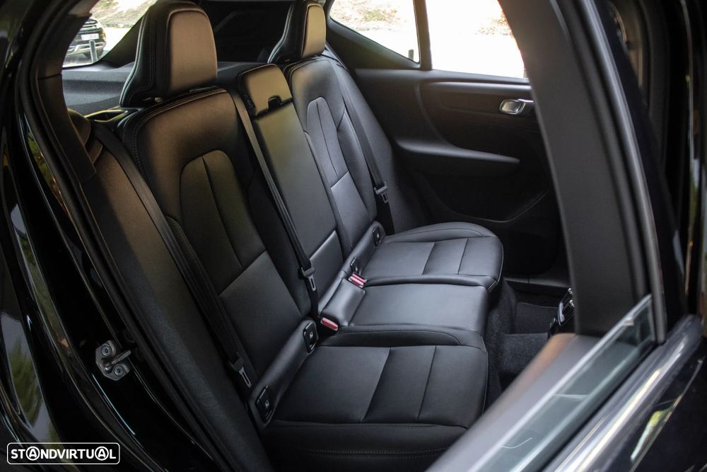Volvo XC 40 1.5 T5 PHEV Inscription - 32