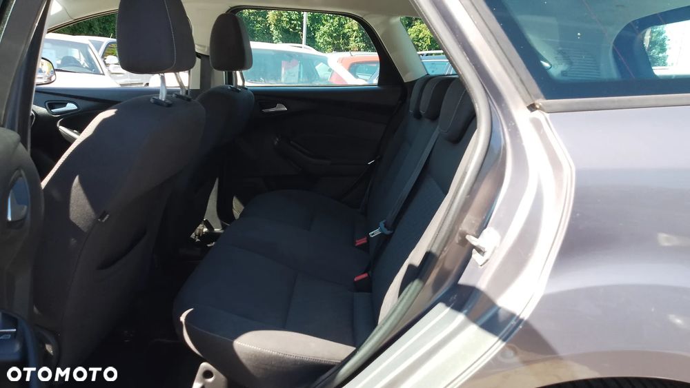 Ford Focus 1.0 EcoBoost Trend Sport - 23