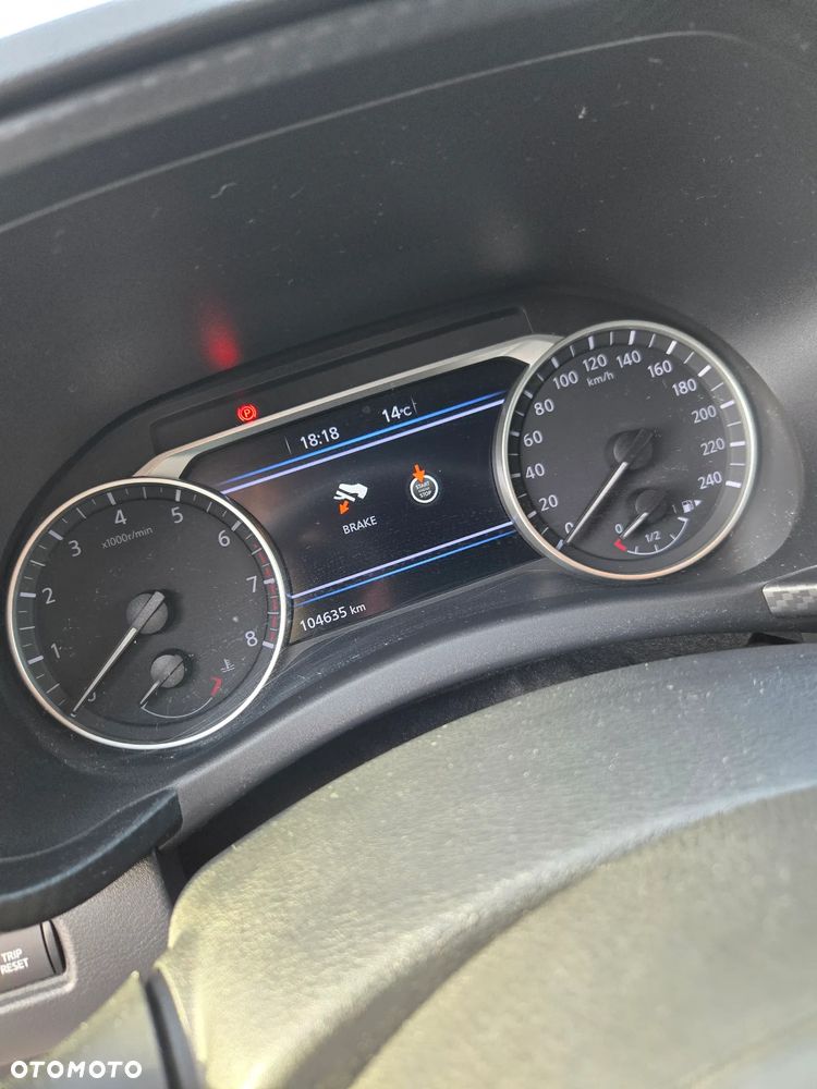Nissan Juke 1.0 DIG-T N-Connecta DCT - 11