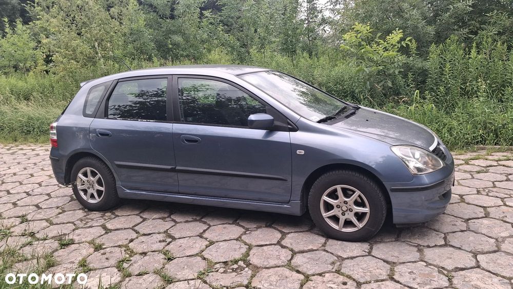 Na części OHONDA CIVIC VII (EU, EP, EV)] SILNIK 1.4 16v 90 KM D14Z6 lakier B512M Magnetic Blue skrzynia maska zderzak drzwi klapa szyba fotel kanapa lusterko lampa deska GWARANCJA !!! Przód Tył Zestaw Komplet Drzwi Klapa Zderzak Błotnik Maska Grill Atrapa Szyba Pas Lampa Lusterko Boczki Fotel Kanapa Kokpit Deska Rozdzielcza Przełącznik Włącznik Sterownik Przewody Wiązka Instalacja Moduł Komputer Czujnik Listwa Pompa Alternator Wtryski Głowica Rozrusznik Kompresor Sprzęgło Dwumas Silnik  Skrzynia ABS Klimatyzacji Paliwa Wspomagania Kolektor Turbina Przepustnica Zawór Chłodnica Koło Hak Belka Sanki Zawieszenie Mcpherson Półoś Amortyzator Wydech Tłumik Zacisk - 6