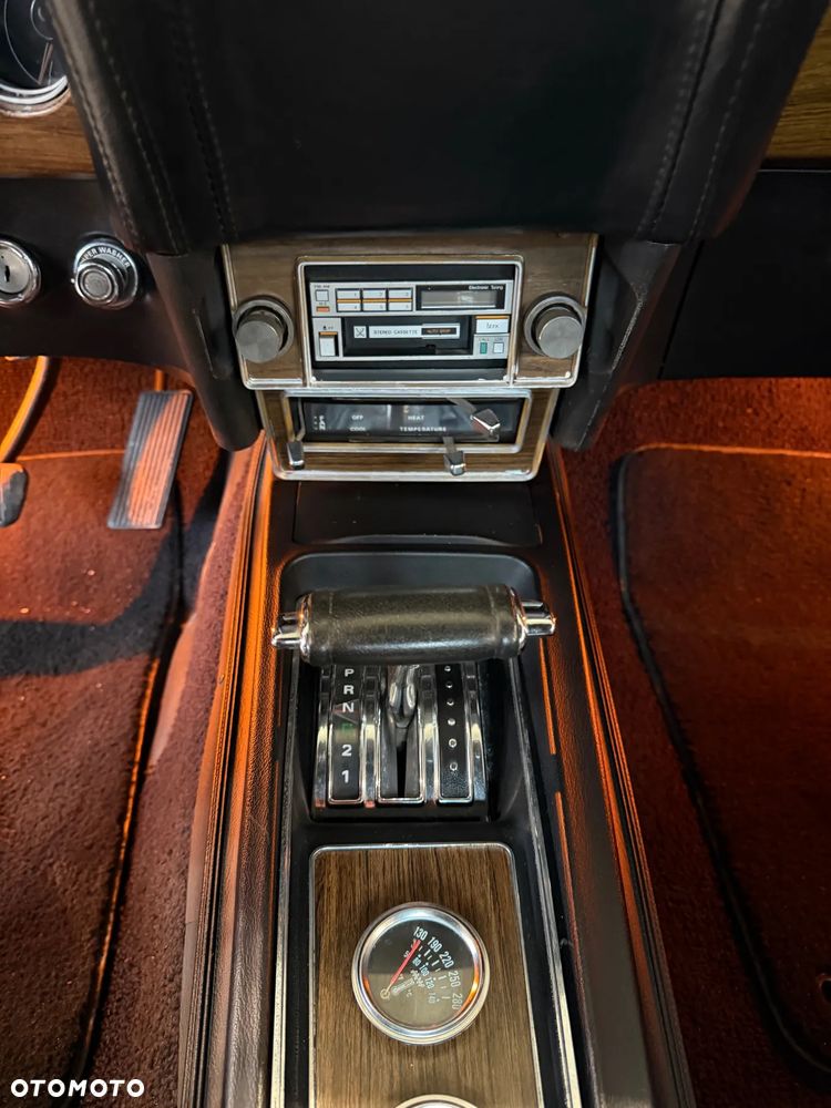 Ford Mustang - 18