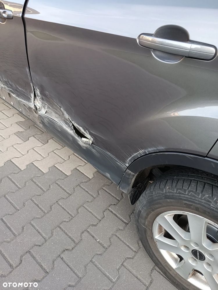 Ford Kuga 2.0 TDCi 4WD Titanium - 9