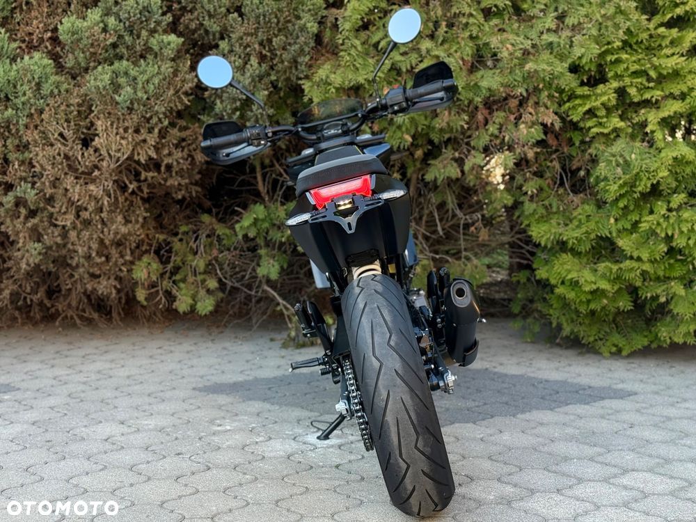 Husqvarna Svartpilen - 4