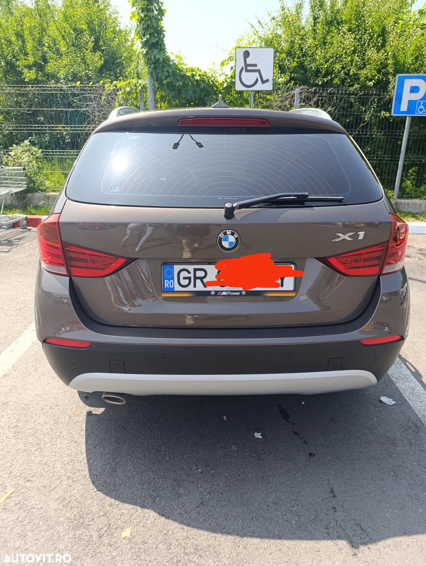 BMW X1 sDrive20d EfficientDynamics - 3