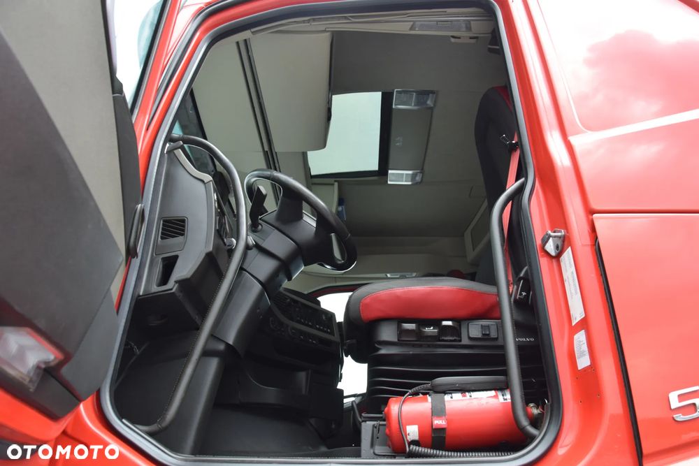 Volvo FH500 / NISKA KABINA / HYDRAULIKA / EURO 6 / ACC / LEDY / ALUFELGI / SERWISOWANY / SPROWADZONY - 21