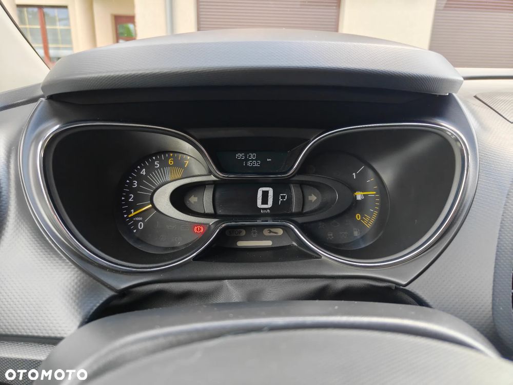 Renault Captur - 14