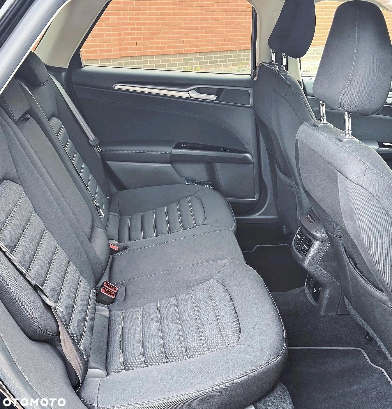 Ford Mondeo 2.0 TDCi Titanium PowerShift - 10