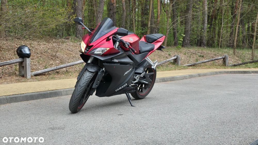 Yamaha YZF - 1
