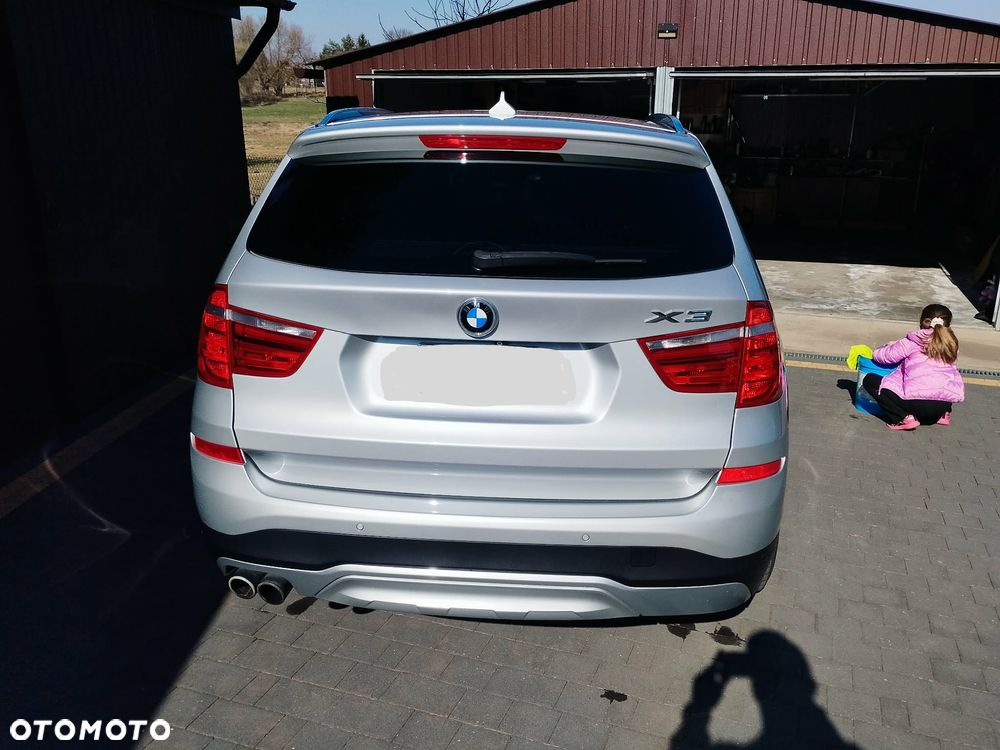 BMW X3 xDrive28i xLine - 4