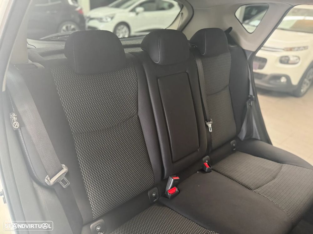 Nissan Pulsar 1.2 DIG-T Acenta - 21