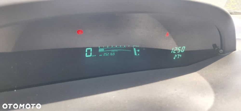 Toyota Yaris 1.0 VVT-i Style - 5