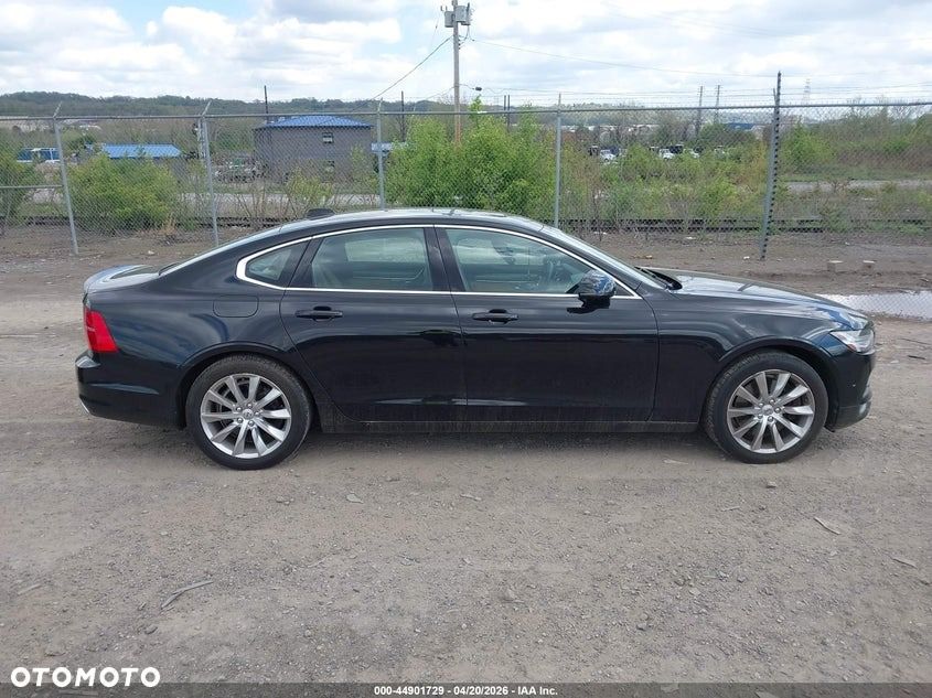 Volvo S90 T6 AWD Geartronic Momentum - 3