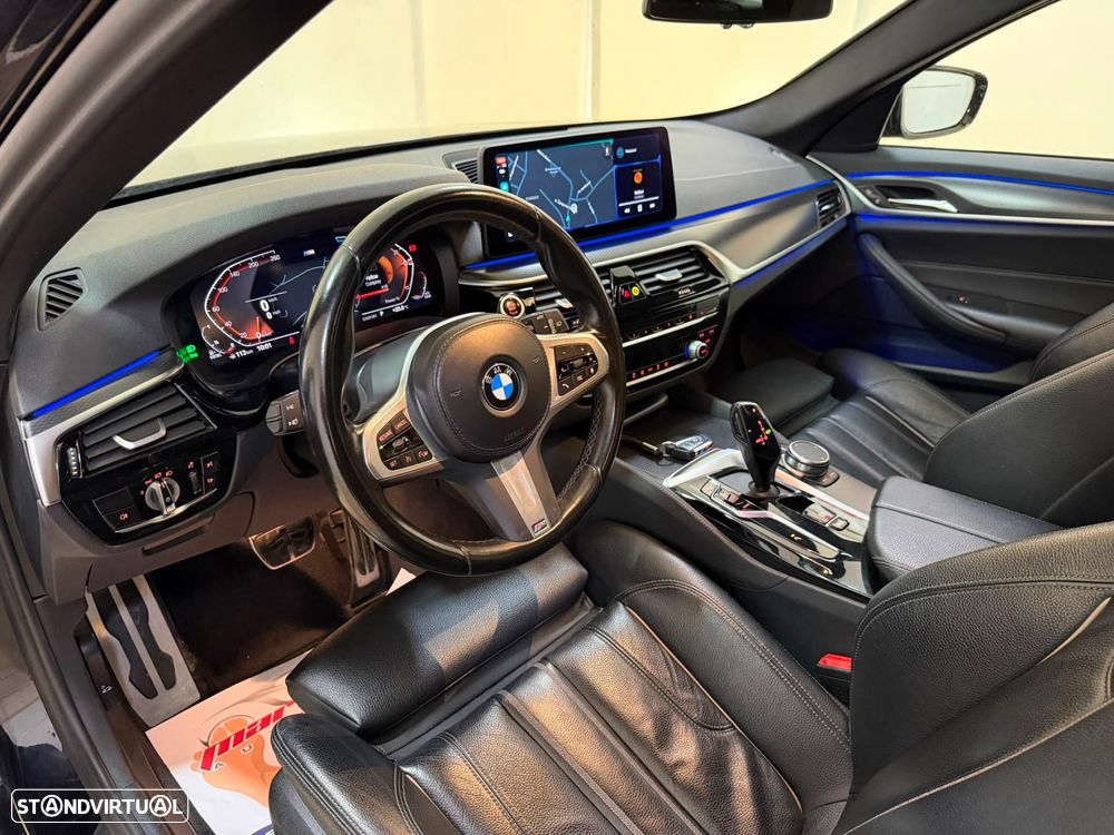 BMW 520 d Pack Desportivo M Auto - 21