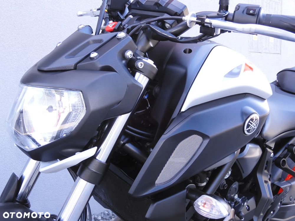 Yamaha MT - 38