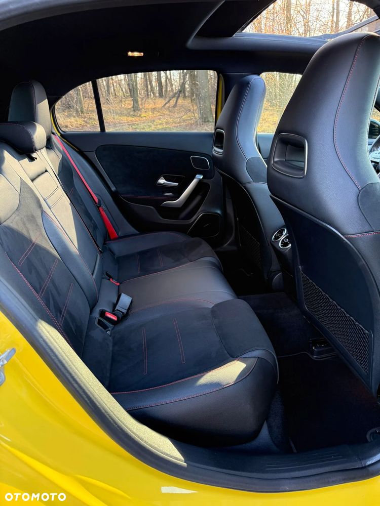 Mercedes-Benz Klasa A 35 AMG 4-Matic 7G-DCT - 10