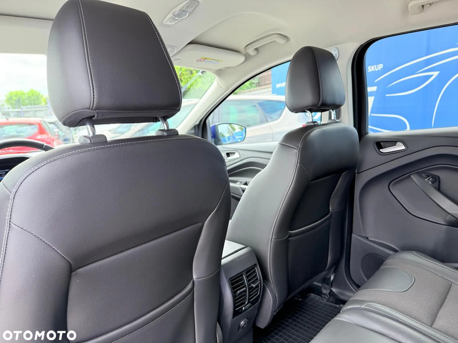 Ford Kuga 1.5 EcoBoost 2x4 Black & Silver - 13