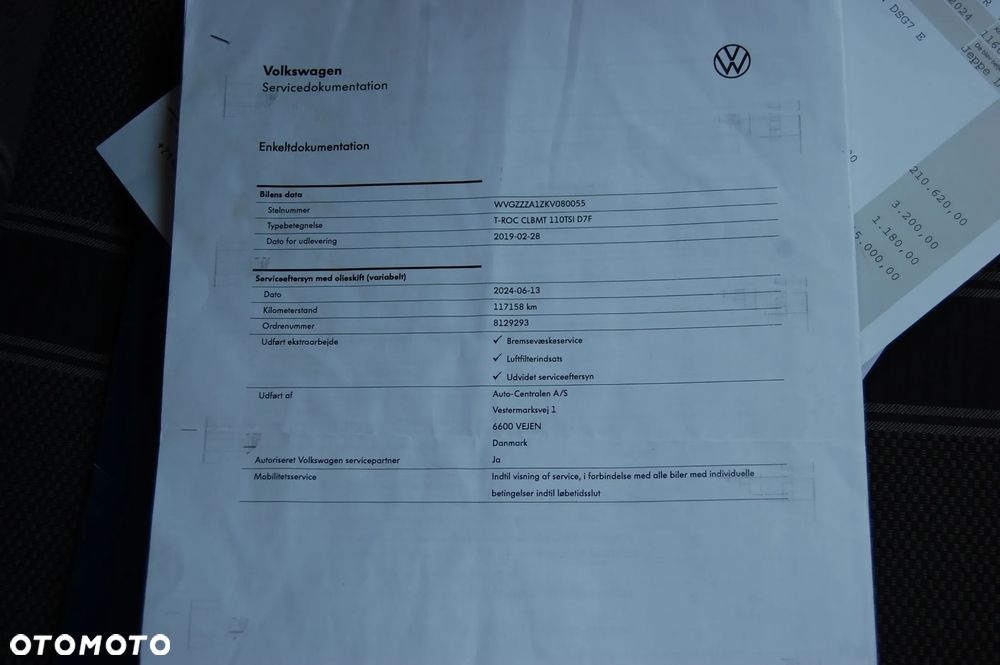 Volkswagen T-Roc - 39