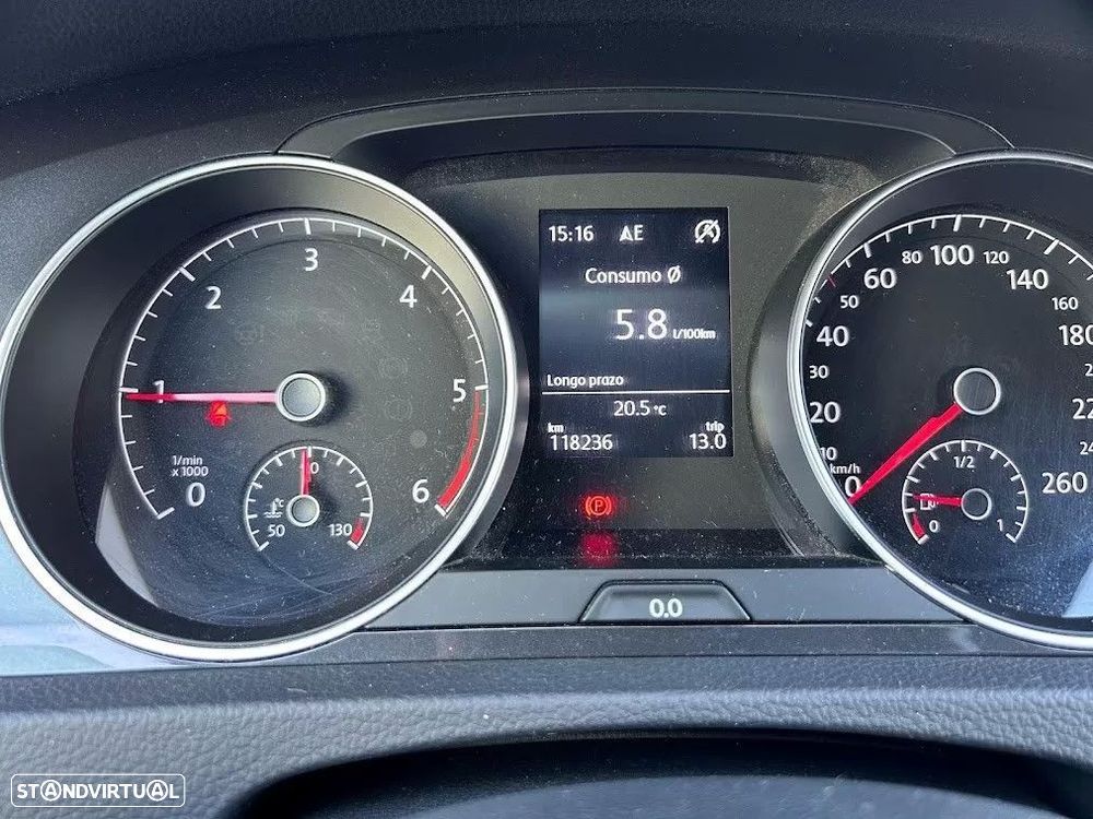 VW Golf Variant 1.6 TDi Confortline - 10