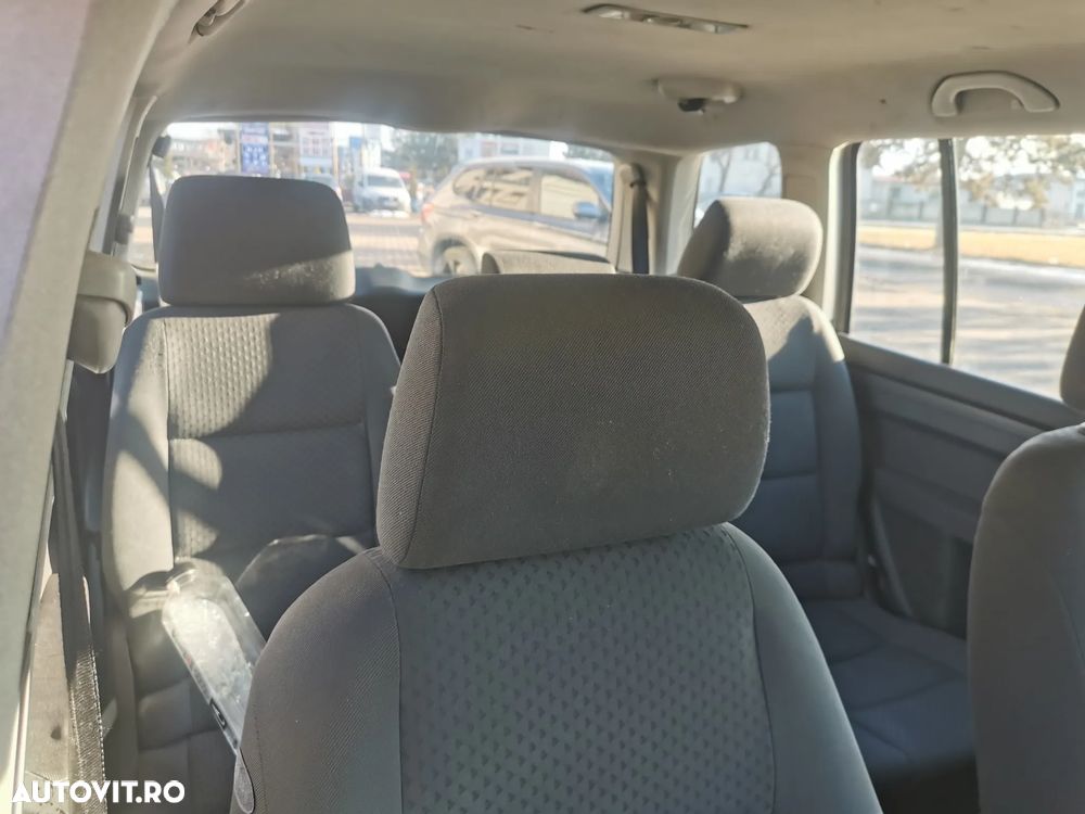 Volkswagen Touran 1.9 TDI DPF Conceptline - 7