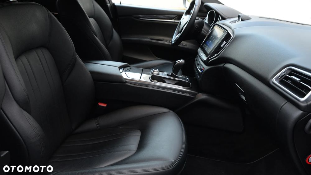 Maserati Ghibli Diesel - 36