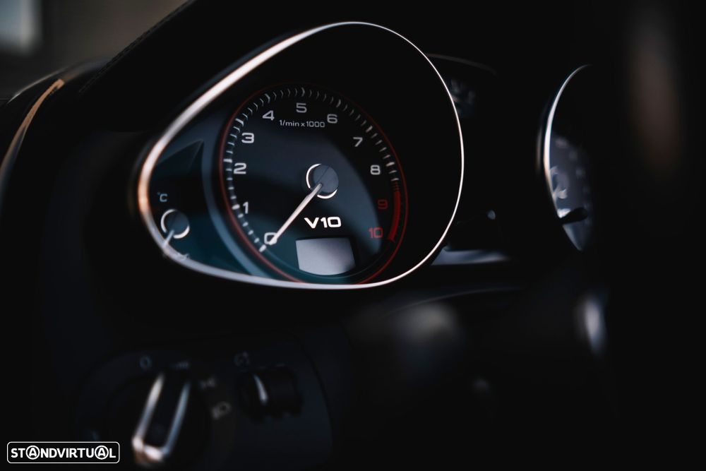 Audi R8 Spyder 5.2 FSi V10 quattro R tronic - 12