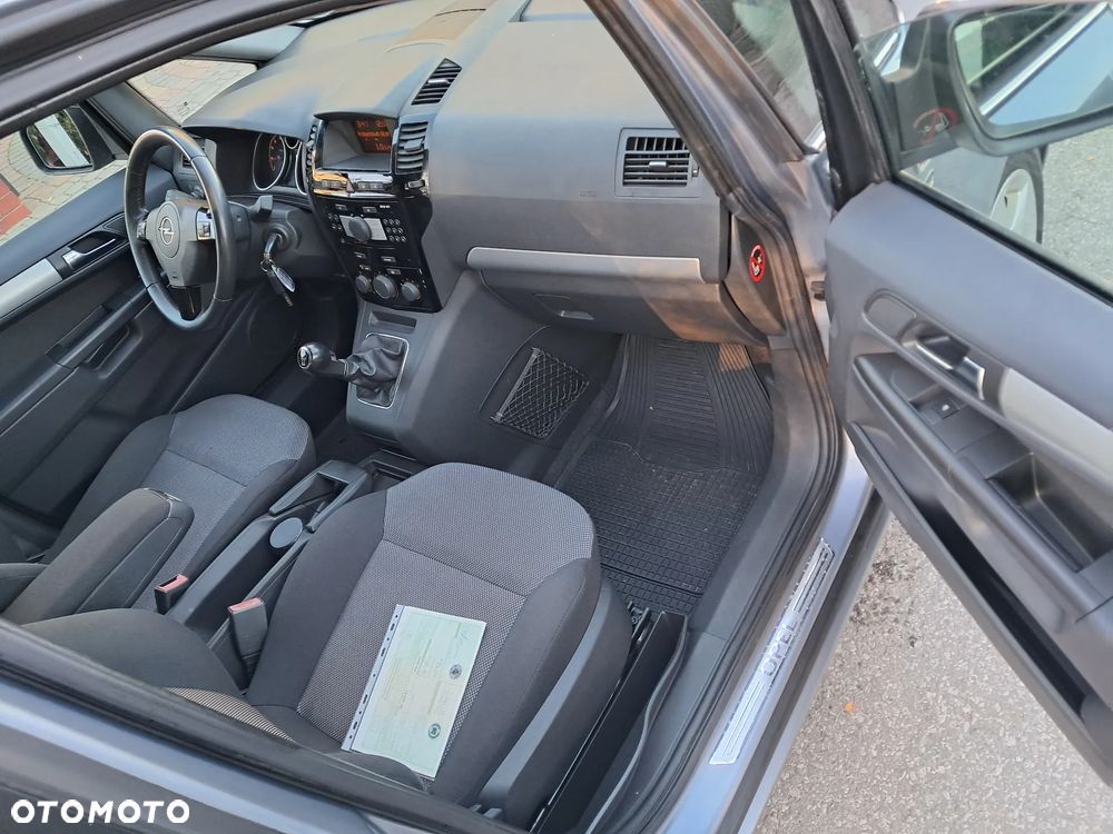 Opel Zafira 1.8 Selection - 12