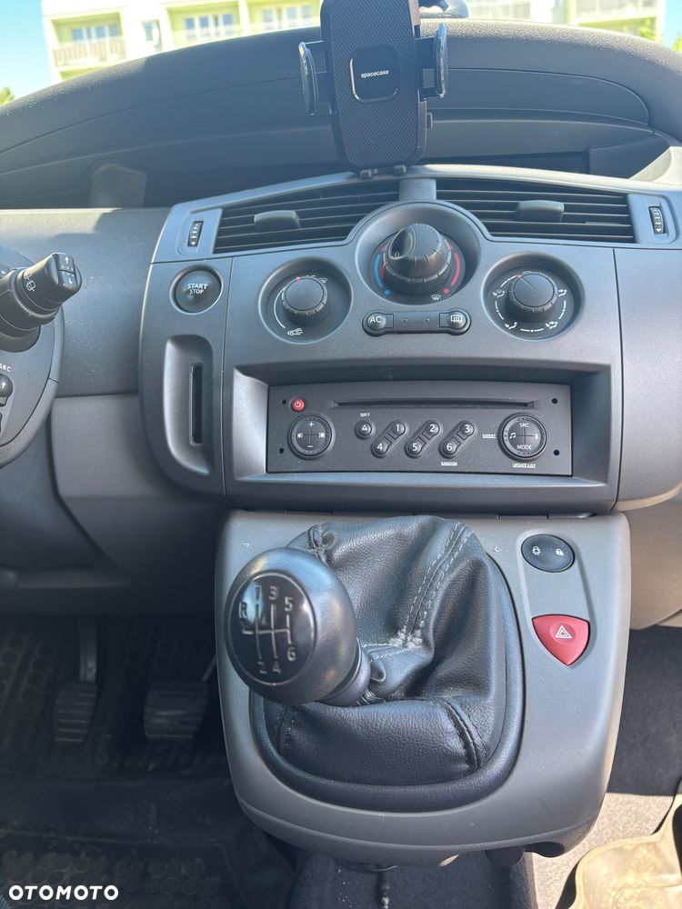 Renault Scenic 1.6 16V Expression - 3