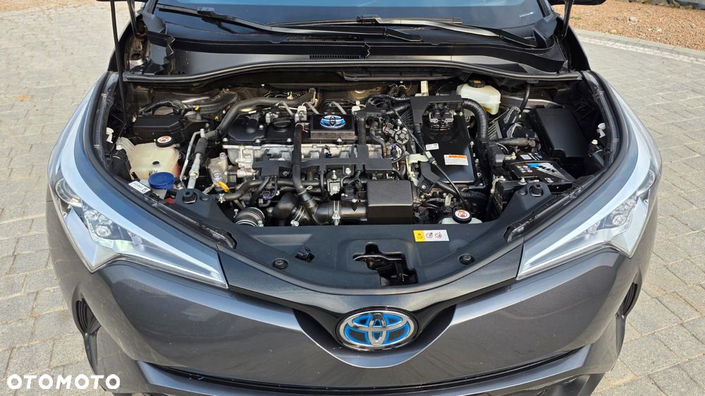 Toyota C-HR - 16