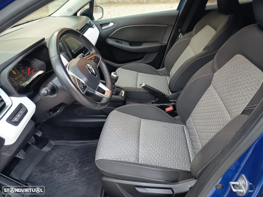 Renault Clio BLUE dCi 100 EVOLUTION - 9