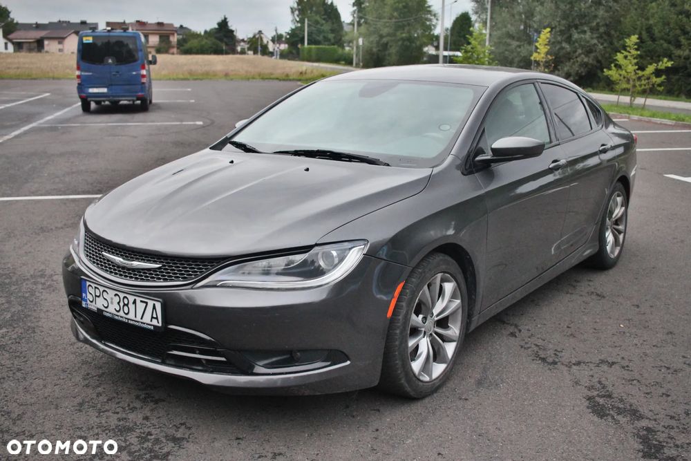 Chrysler 200 - 5