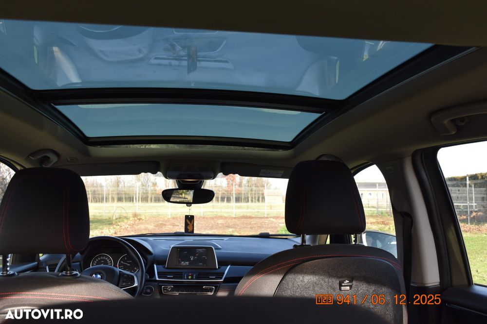 BMW Seria 2 218d - 15
