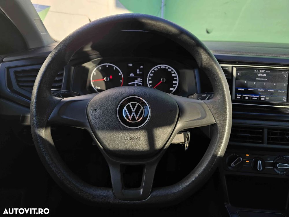 Volkswagen Polo - 12