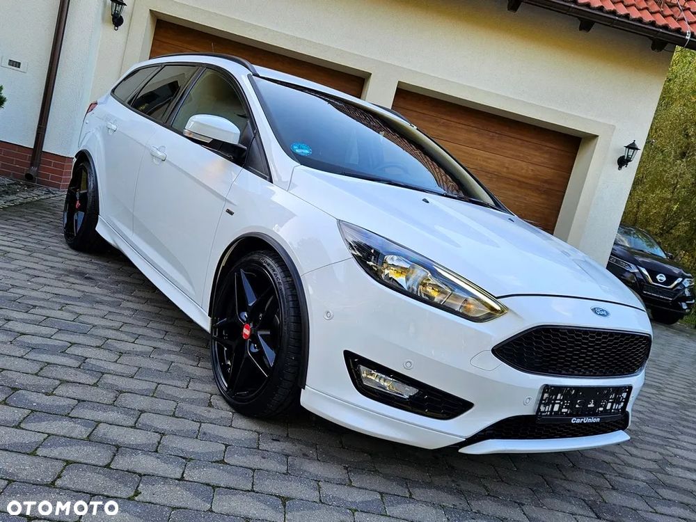 Ford Focus Turnier 1.5 EcoBoost Start-Stopp-System ST-Line - 3