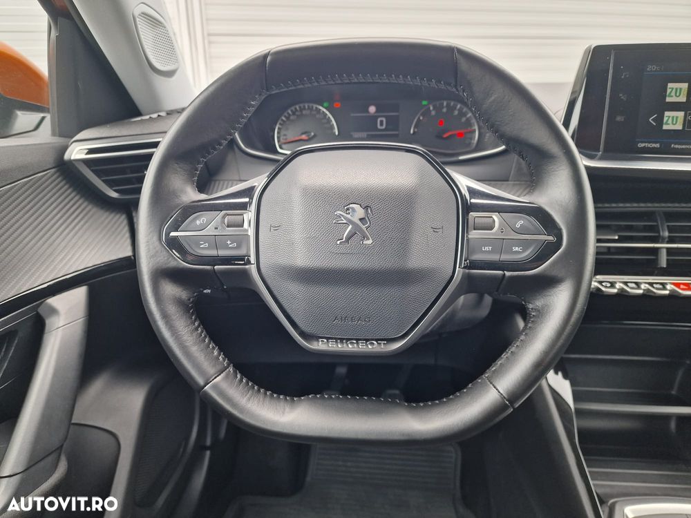 Peugeot 2008 BlueHDi 100 STOP & START Allure - 7