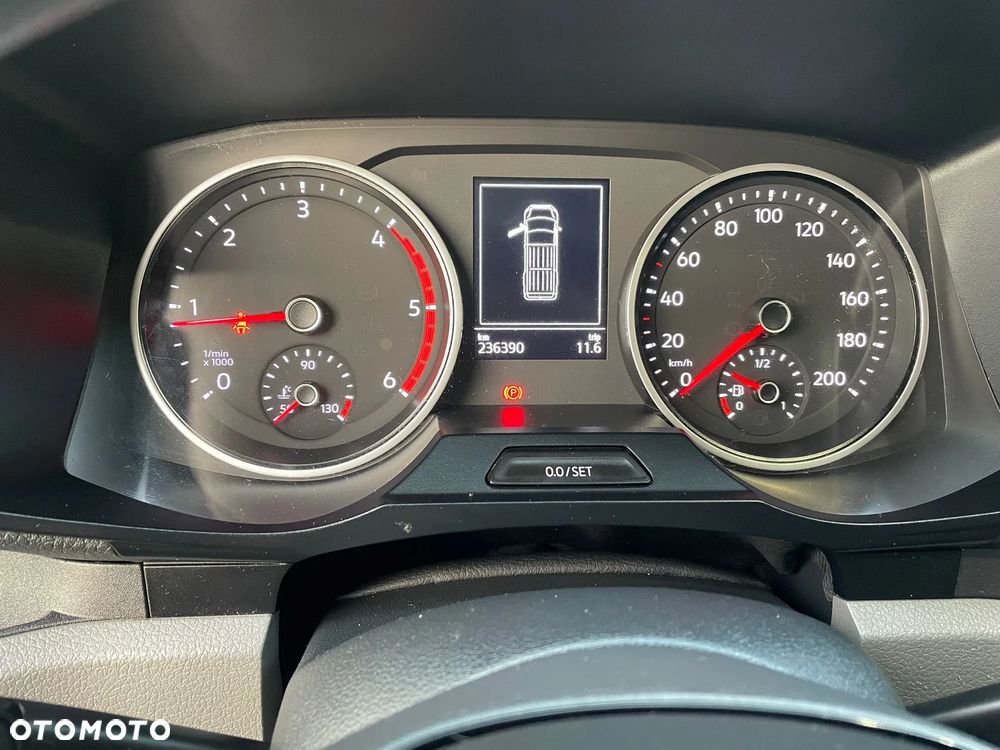 Volkswagen CRAFTER L2H2 - 19