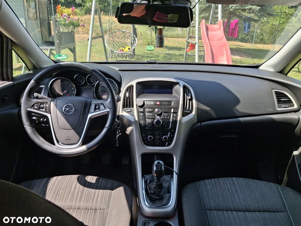 Opel Astra 1.6 Design Edition - 8