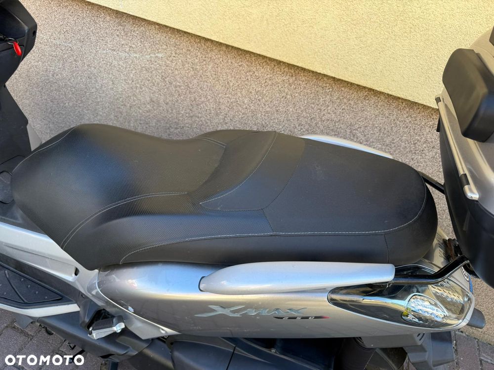 Yamaha X-max - 14