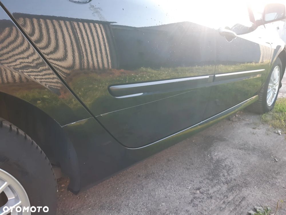 Renault Laguna 2.0 dCi Tech Run - 22