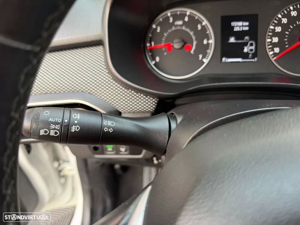 Dacia Sandero 1.0 TCe Essential - 6