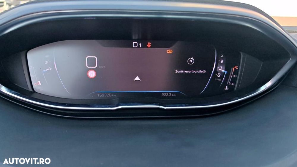 Peugeot 3008 BlueHDi 130 Stop & Start EAT8 Allure Pack - 37