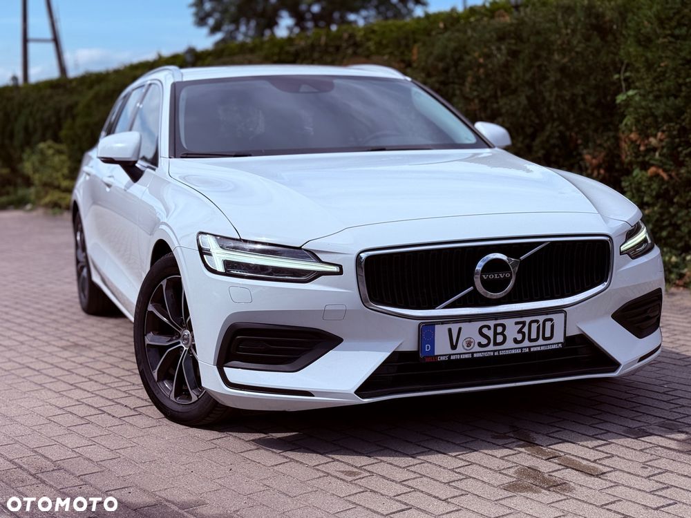 Volvo V60 D3 Geartronic Momentum Pro - 1